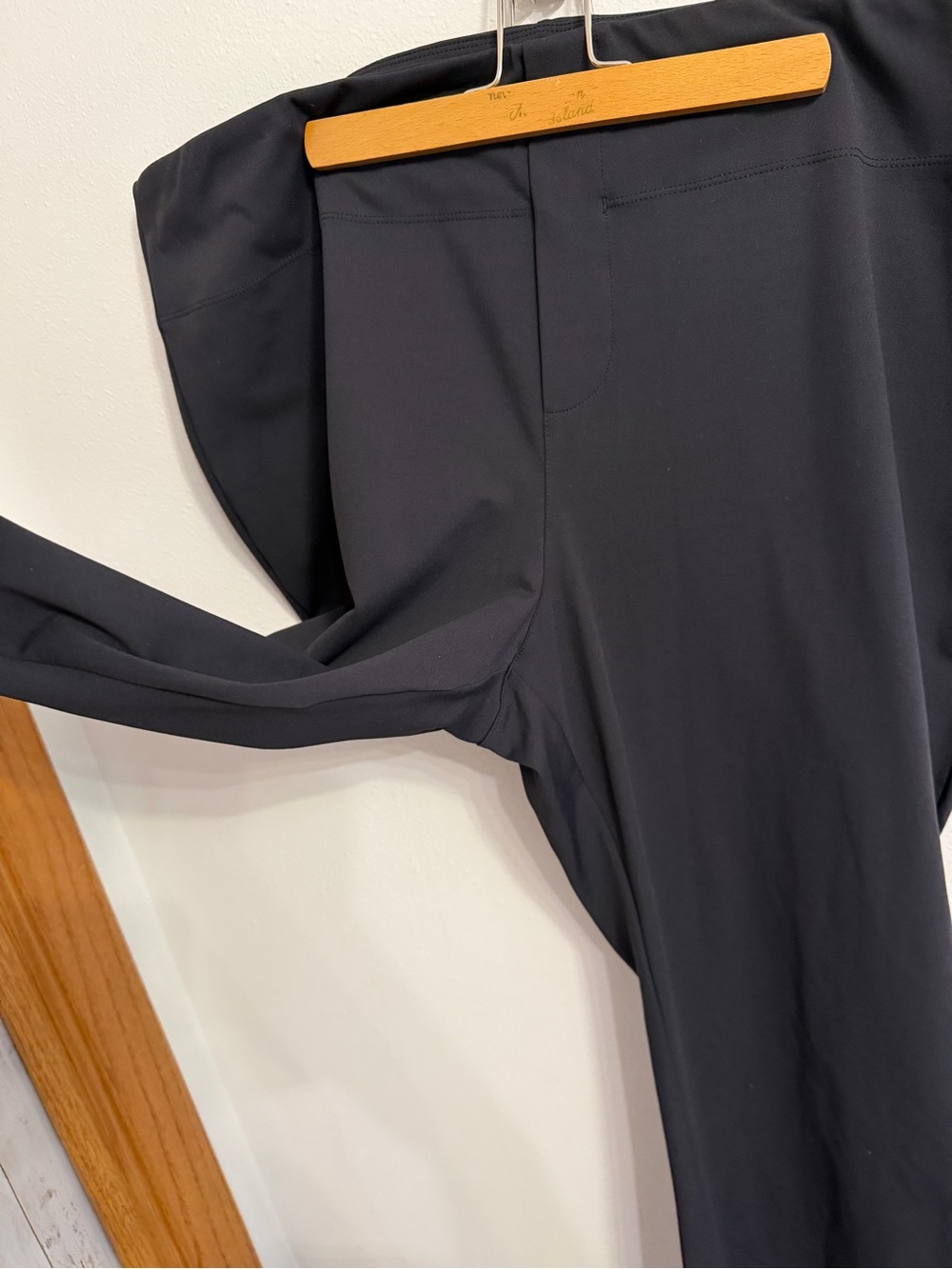 Halara Pants - Picture 4 of 7